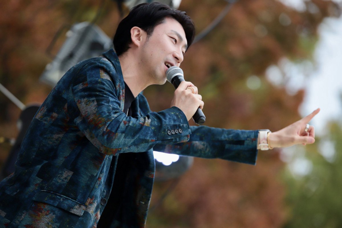 whitemicjun's tweet photo. 明日‼️ラジオ生出演決定‼️

2025年1月15日(水)
エフエムえどがわ 84.3MHz
「檸檬色の五重奏op33」
15〜18時
※VORCHAOS淳 出演は17時頃予定

仮装大賞の話や、今後の予定など色々お話しできたらと思うので、ぜひ聞いてね🤘😎

https://t.co/OQZ9ZH2ClB
⬆️質問や応援メッセージもこちらから✨ https://t.co/OjfRf8ATVX