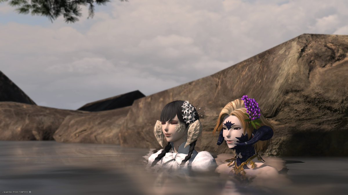 AsukaFF141's tweet photo. withれいちゃん

シロガネの温泉と隠れ浜にて。 https://t.co/HywhepGlfe