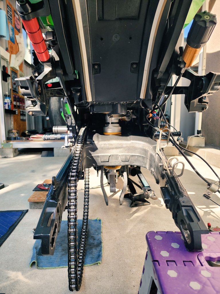 DM44074871's tweet photo. 再チャレンジで外せました😁
#ZX14R
#ZEROPOINTSHAFT 
#ZEROPOINTLINK https://t.co/wTCfBg4MjI