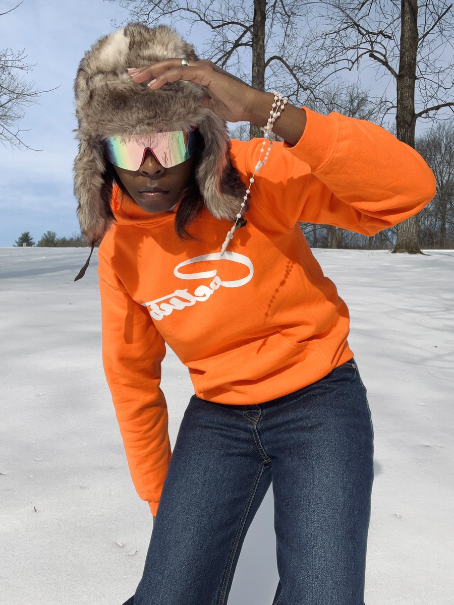 jadasart's tweet photo. Let’s go skiing https://t.co/06Gp3kpAtV