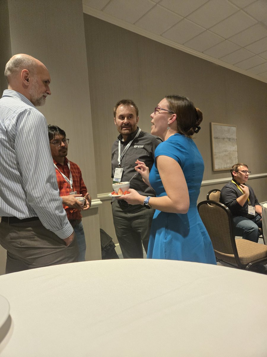 Michelle Storm tweet media