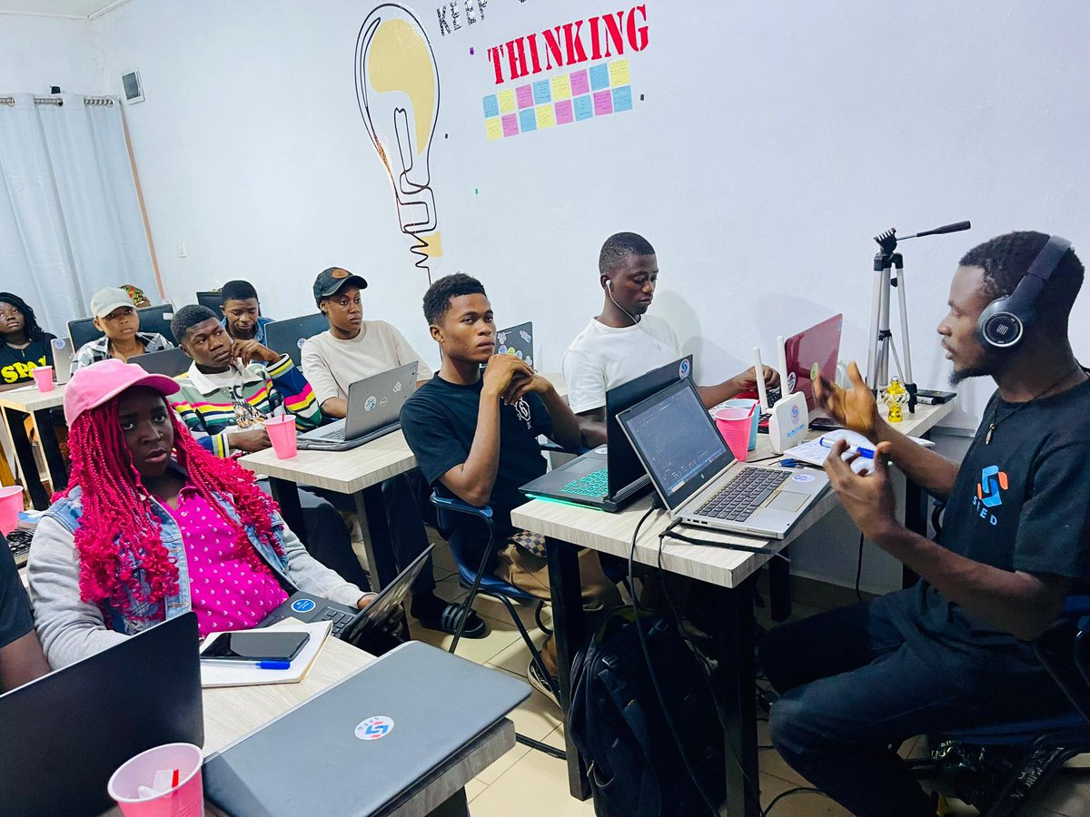 NgamSebast25758's tweet photo. Great learning experience at the weekend of code.
Week 6, Python lesson 2
All thanks to 
@fonyuyjude1 and @fien Dora
#WeekendofCode https://t.co/YLRClDmgtP