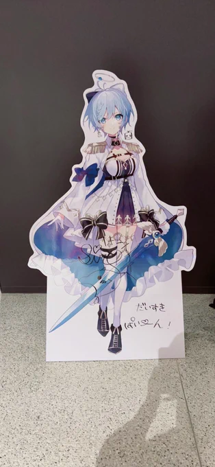 騎士少女さまのパネル!つやつやだった!顔が良かった!