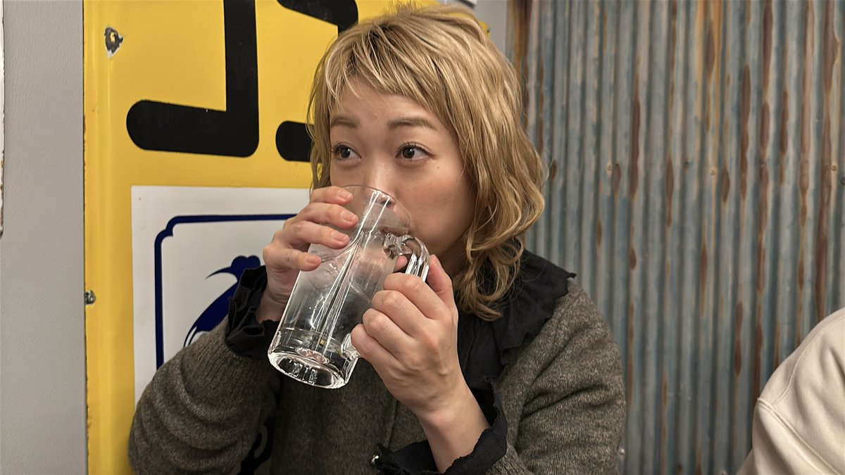 kbc_koyukittai's tweet photo. 今回は西鉄天神駅すぐの「天神うまか横丁」の中にある「博多天ぷら・揚肴　えび蔵」。磯貝系列で、天ぷらに特化したお店です！えび蔵定食を食べながら、焼酎を飲むという贅沢！そして赤海老の塩茹でもいただきました！来週月曜日までにリポストするだけで今回は薩摩酒造の「彩響」が当たるかも！#懸賞 https://t.co/OOAYTYoeZt