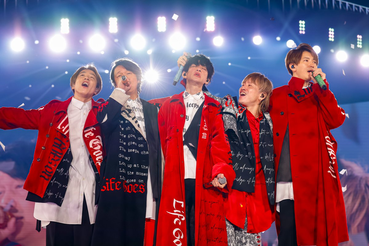 modelpress's tweet photo. 【SUPER EIGHT「二十祭」】
✍メンバーコメント掲載
https://t.co/4rdhIGrqTS

大倉忠義（抜粋）
「ここ数年、試練かなって思うくらい辛いことが続いて。でも、くじけてしまうと一歩を踏み出せないような気がして。それが…ひとりで飲んでるとき、ポロっと泣けたんですよね。“俺、辛かったんや”って」 https://t.co/f1qMfIUjoa