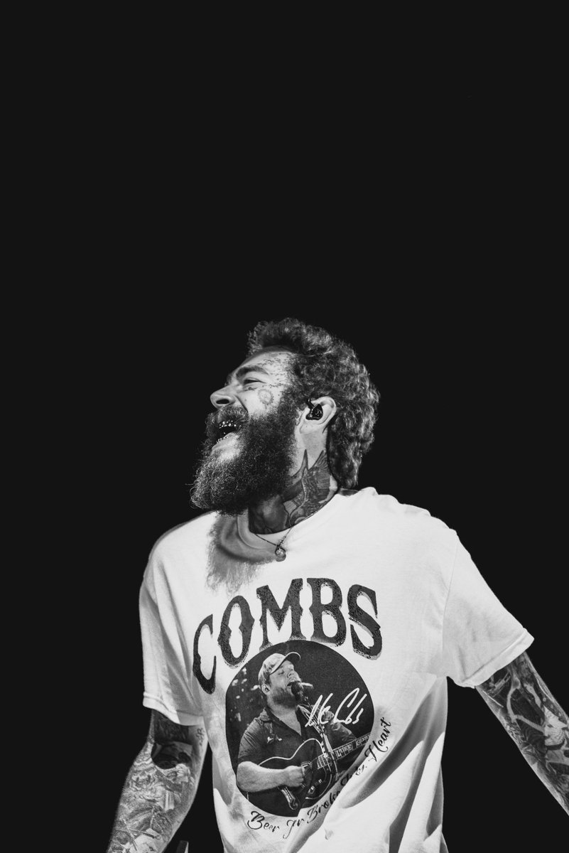 ryanxlockard's tweet photo. Tap and hold to view these pics I took of @PostMalone in 4k 📸 https://t.co/p8YAVbnXEv