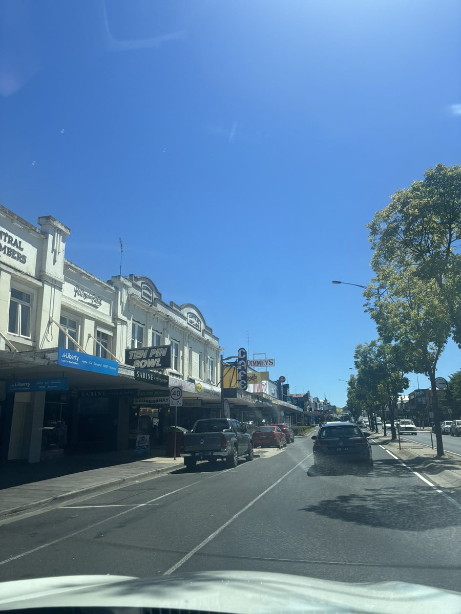 blu_boys's tweet image. 40 zone 7am to 7pm #Colac 🤔