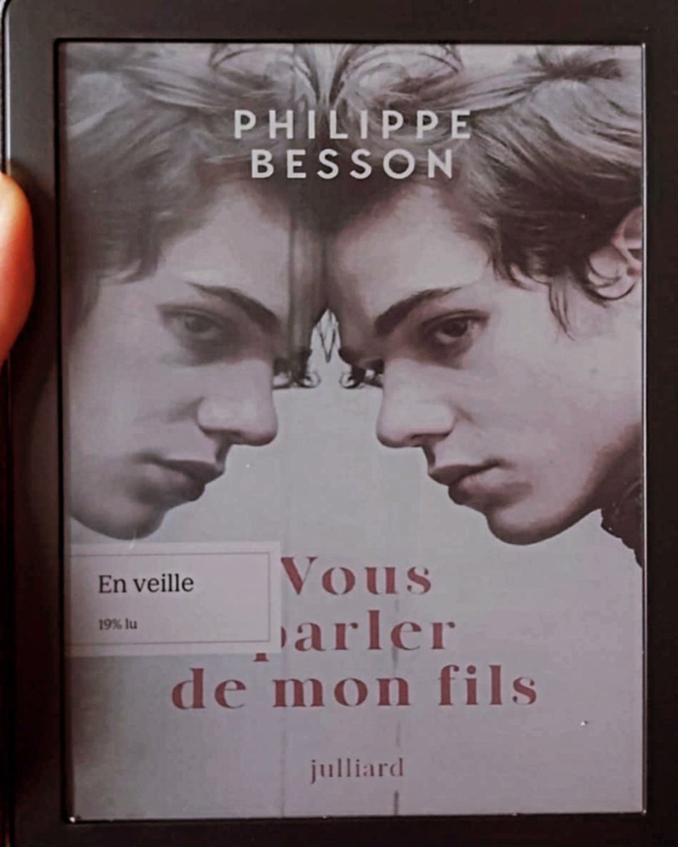Delph la Bibliovore: Philippe Besson : " Vous parler de mon fils " delphlabibliovore.blogspot.com/2025/01/philip…

C'est un titre qui m'a chamboulé. C'est la première fois que je lis cet auteur et j'ai choisi ce roman car le thème développé m'intéresse. Philippe Besson a un style simple et percutant.