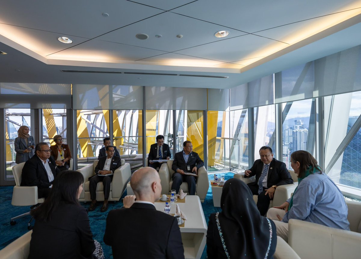 AlexNantaLinggi's tweet photo. Driving meaningful change in road safety.

This mutual objective and goal was among the things discussed between Ministry of Works and delegation from Bloomberg Philanthropies during a courtesy visit led by its director, Ms Kelly Larson this morning.

This effort is instrumental, not only in our quest to improve road safety across Malaysia but also to reduce road fatalities.

Bloomberg Philanthropies has been working closely with Malaysia as part of the 15 collaborating countries for its Bloomberg Philanthropies' Initiative for Global Road Safety (BIGRS) which supports road safety efforts, including training programs and collaborations with local organisations.

The pilot project of this collaboration between BIGRS and MOW was sealed via the successful implementation of the program at one of the signalised pedestrian crossings (LPKSI) located at Sekolah Jenis Kebangsaan Tamil Ladang Gadong, Banting Selangor, with a total cost of RM700,000.00.

The Ministry also has developed the Road Accident Management System (RAMS), which is an online system platform that collects and analyze road accident data, to generate frequent accident locations (blackspots) and 24-hour Fatal Accident Reports.
 
Data from the RAMS system is obtained through integration with the Royal Malaysia Police (PDRM) Road Traffic Accident system. The data obtained can be shared with Bloomberg (BIGRS) for analysis purposes, which can subsequently help the Ministry to address the issue of increasing road accidents each year.

I am honoured to extend this collaboration with Bloomberg Philanthropies which will also focus on data-driven solutions, improving traffic management, and raising awareness to mitigate risks. 

I believe the collaboration which will combine Bloomberg Philanthropies' expertise in road safety and Malaysia's commitment to improving its infrastructure, will promise to deliver long-term, sustainable impact for road users.

During the meeting, I have also highlighted implementation of other innovative strategies to ensure safer streets, better enforcement and more effective public education campaigns, marking a significant step towards a safer and more secure road environment for Malaysians.

For the record, MOW, through the Road Safety Infrastructure Upgrading Program, which focuses on improving accident-prone areas (blackspots), has taken proactive steps to reduce accidents caused by road engineering factors. In 2024, RM80 million has been allocated for:
 
-       Treating 86 accident-prone areas
-       Installing new streetlights in 275 high-risk location nationwide
-       Constructing 35 pedestrian crossings with traffic lights
-       Installing 14 traffic lights at the intersection
-       Completing 3 pedestrian bridge projects

Meanwhile, in line with the spirit of MYJalan and Malaysia Madani, the Ministry is committed to continue this program to reduce the road accident rate, in line with the target of the 2022-2030 Road Safety Plan, which aims to reduce the road accident death rate by 50% by 2030.
 
#KKR
# roadsafety
#BloombergPhilanthropies
#MYJalan
#KamiDiSini
#jalankitaselamat
#MalaysiaMadani