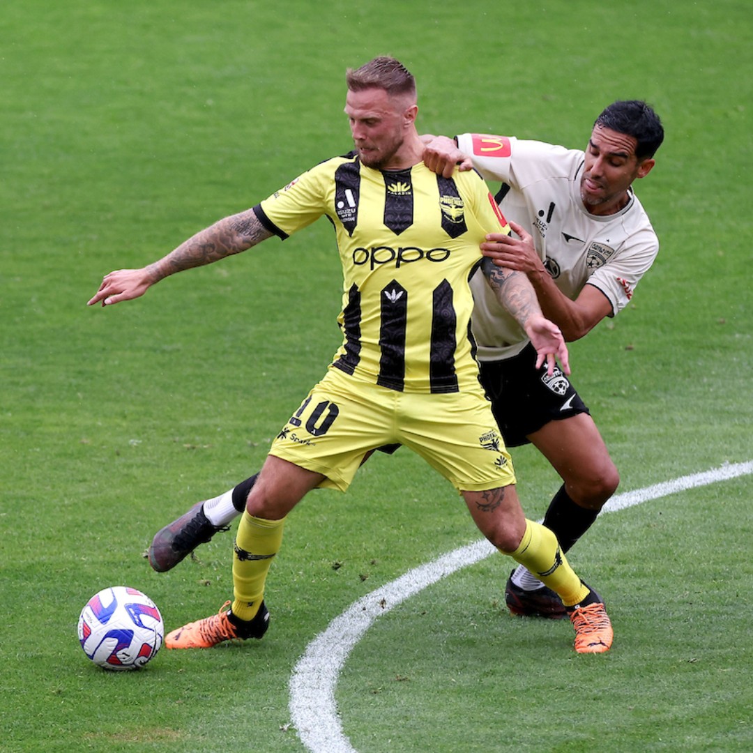 Sky Stadium (@skystadium) on Twitter photo Thanks for the memories David Ball.
We'll miss watching you play with the <a href="/WgtnPhoenixFC/">Wellington Phoenix π₯</a> at Sky Stadium. All the best on your next adventure π
πΈ <a href="/PhotosportNZ/">photosport.nz</a> Thanks for the memories David Ball.
We'll miss watching you play with the <a href="/WgtnPhoenixFC/">Wellington Phoenix π₯</a> at Sky Stadium. All the best on your next adventure π
πΈ <a href="/PhotosportNZ/">photosport.nz</a>