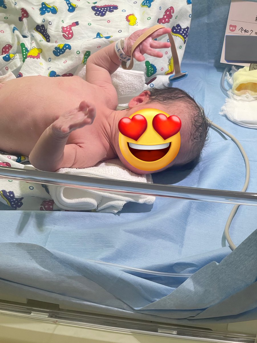 mojiGGGG's tweet photo. もじじい、パパになりました。
可愛い女の子です。
仕事に育児に大変になるけど、この子の為にも頑張るぞ

あとVALORANTの名前を変えます
「立派なパパになるために」 https://t.co/EV2bysQSMD