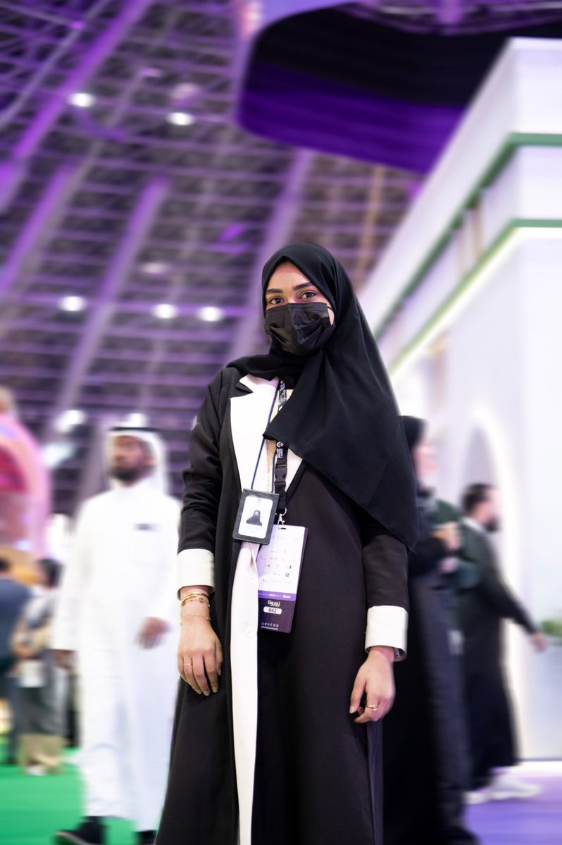 Retaj_wd7's tweet photo. أول يوم في مشاركتي لــ #مؤتمر_ومعرض_الحج_والعمرة  تجربة جديدة وفريدة من نوعها، بتحديات مختلفة. https://t.co/iri7yzHgTr