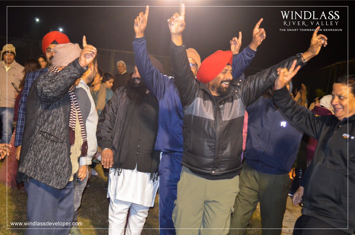 WindlassD's tweet image. Sparks of joy, beats of dhol, and a community that feels like family! Last night’s Lohri festival at Windlass River Valley was a perfect celebration of culture and togetherness.

#Lohri2025 #CelebratingCommunity #WindlassRiverValley #wrv