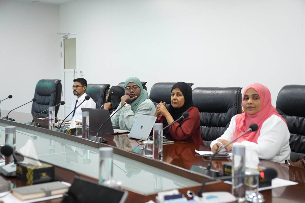 ncsgovmv's tweet image. National Careers Service and SAILS team engaged with the Secretariat of Addu City Council to explore collaboration opportunities aimed at enhancing employability and addressing current challenges.

@AdduCityCouncil  @SAILSProjectmv  @MoHEmv  

#ncsgovmv #outreachprograms