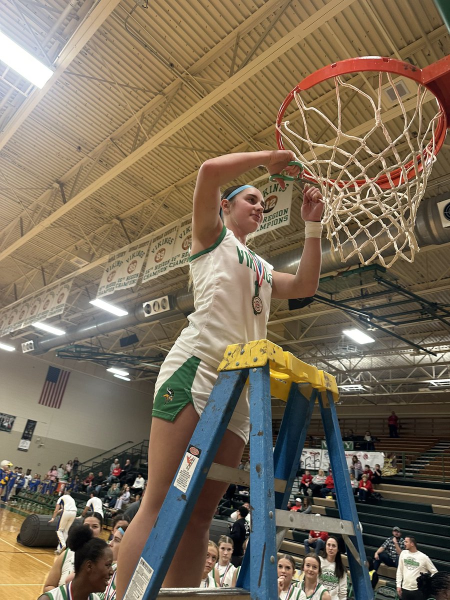 Diamond Wills tweet media