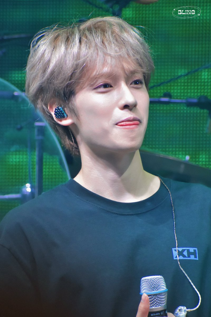 ˚₊·—̳͟͞͞♡⟢　

#HappyGaonDay
#세상의_가운데에_가온이가_서있길
#DreamingGaonDay