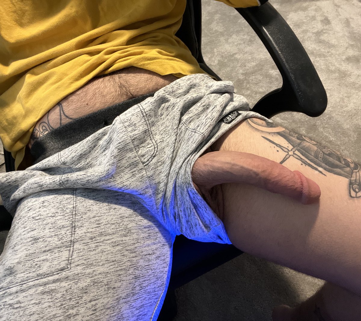 <a href="/BigspoonXXL/">Priam Bigspoon 🍆🐽🦶🏻</a> <a href="/rex_hibition/">Rex</a> You’d love me 🤤 and I’d love that throat