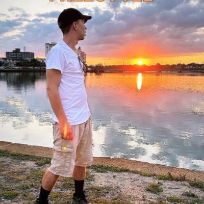 bobby_fame's tweet photo. #NewProfilePic https://t.co/vLsZ7a5vad