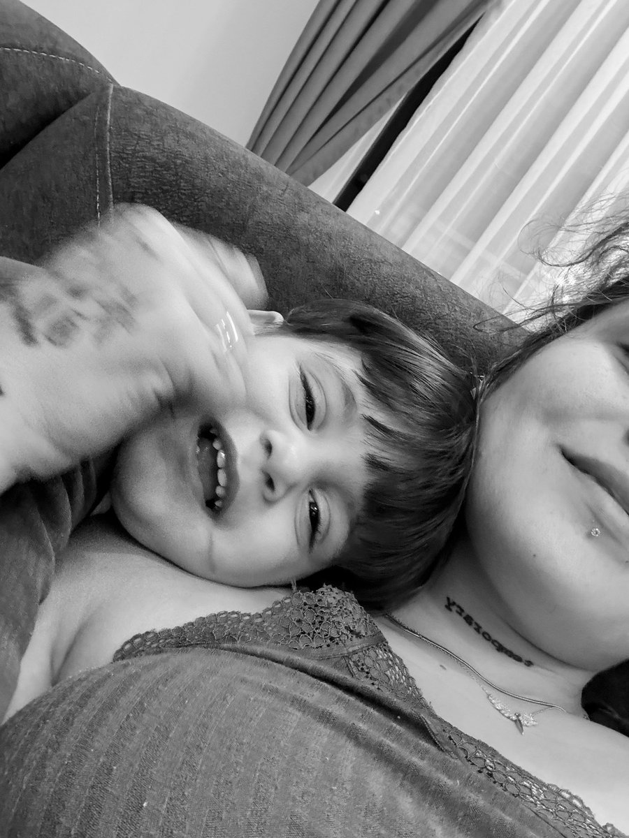 seni severken hissettirdiğin tüm duygular için teşekkür ederim bebeğim, üzümlü kekimm , fındık burunlum🥹🫶🏻