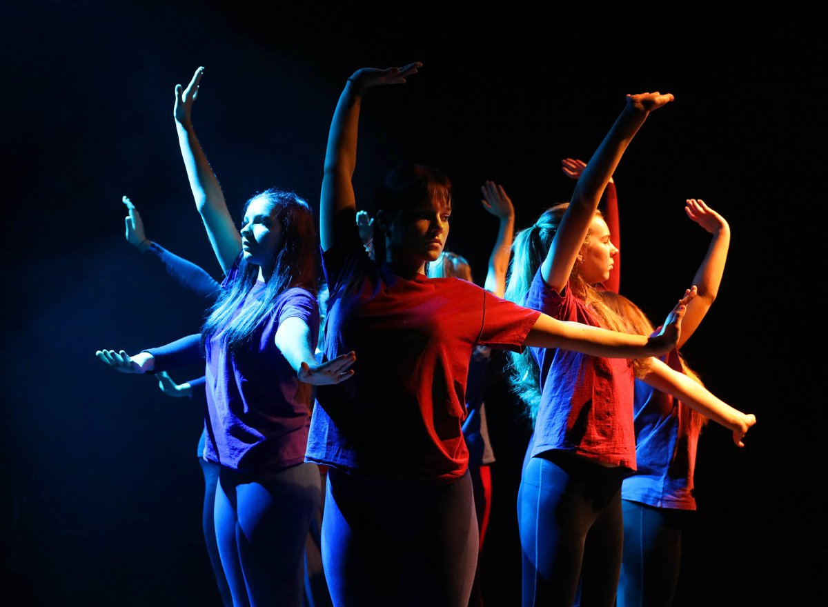 DU Dance tweet media