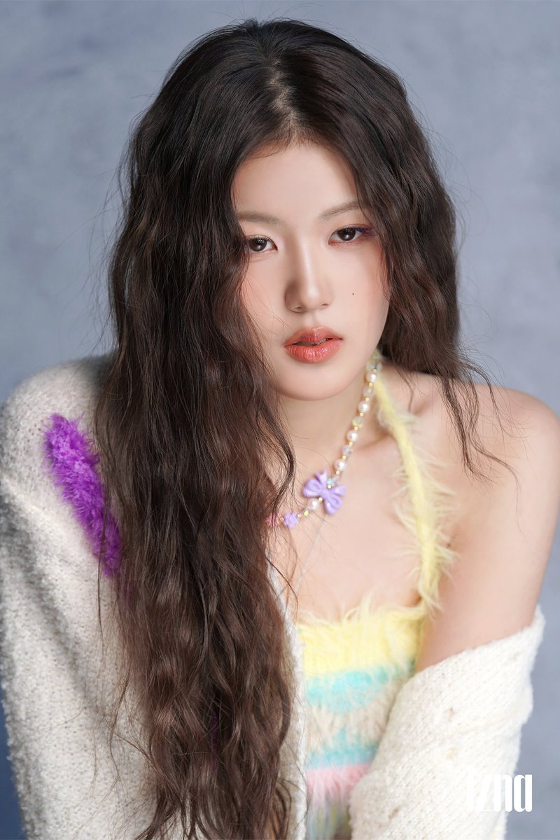 iznaeclipse's tweet photo. 📸 01142| Plus Chat

"DAZED KOREA Magazine Behind Photo" -JIYOON ver.

#YOONJIYOON #윤지윤 #izna #이즈나 @JIYOONGLOBAL https://t.co/SkireDoB8L
