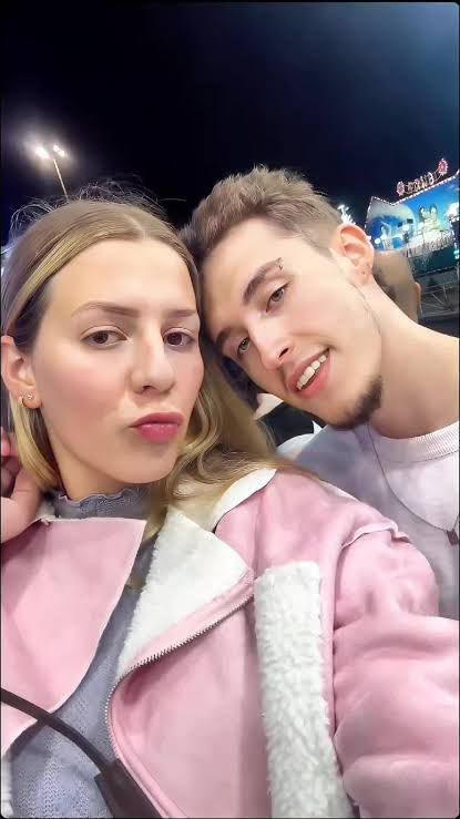 apimentinhasbr's tweet photo. 😱🔥AGORA: Eric Souza, namorado da Malevola, deve lançar um perfil na Privacy. O jovem viralizou após vazar um suposto vídeo onde ele aparece traindo a influencer.

VEJA COMPLETO AQUI ⬇️ 🥵 https://t.co/NsLRwAHjyG https://t.co/oAhbDtnyuP