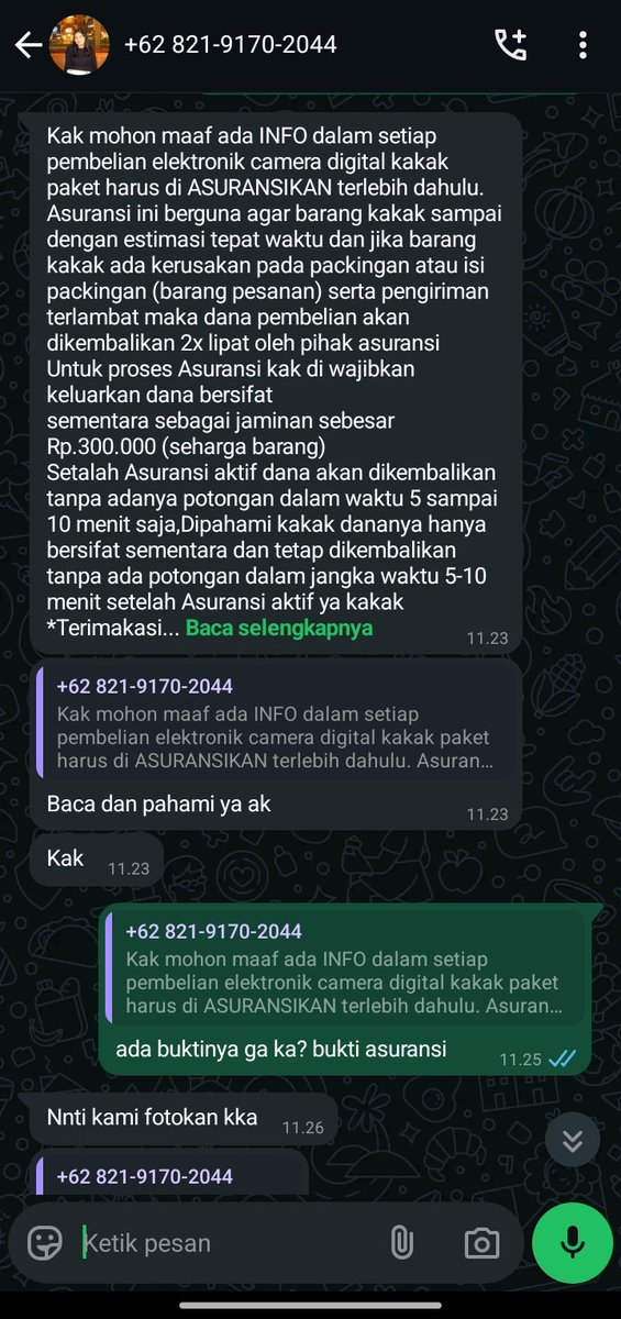 yer1nx's tweet photo. Setelah itu, dia tiba² minta uang tambahan lagi dengan alasan untuk "asuransi". Bodohnya gua, malah percaya karena "testimoni buatan" walau awalnya sempet curiga juga. Dan akhirnya, gua memutuskan untuk transfer dan percaya. https://t.co/eHeMig0BIa
