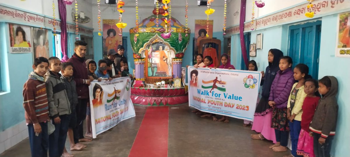 sathyasaiodisha's tweet photo. Loving Sairam..
With the blessings of Sri Sathya Sai Baba, National Youth Day, commemorating Swami Vivekananda's birth anniversary, was observed by the Dhenkanal Samithi of Dhenkanal District on 12.01.2025.
#NationalYouthDay
#Walkforvalues
#runforunity
#Dhenkanal
-Media Team https://t.co/ZIQP6ecfE8