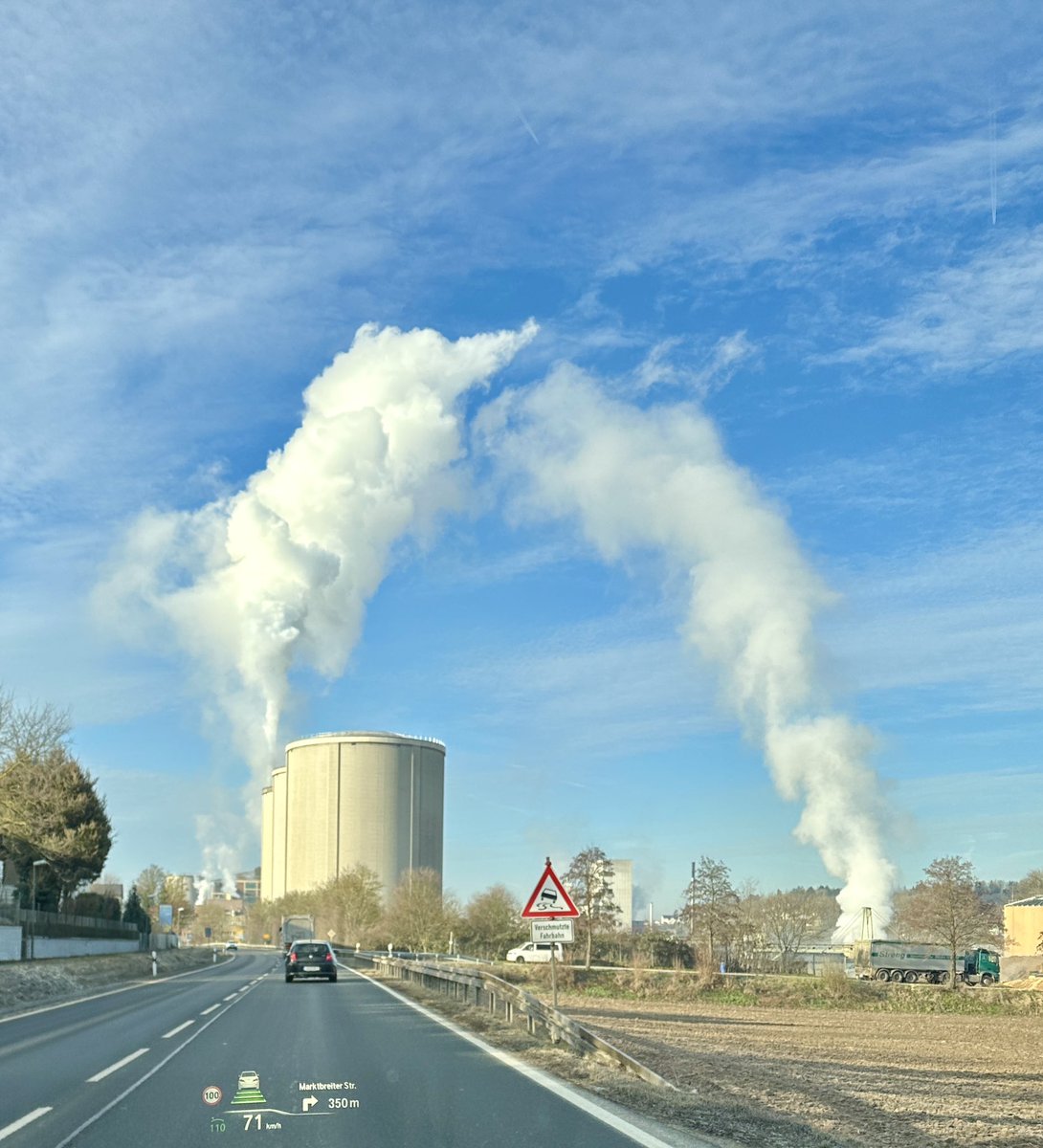 The sugar beet campaign in Suedzucker’s factory Ochsenfurt comes to an end. This year’s harvest was severely affected by the rubbery tap root disease. The vectors for this bacterial disease are insects. Farmers have no tools any more to protect their crops …