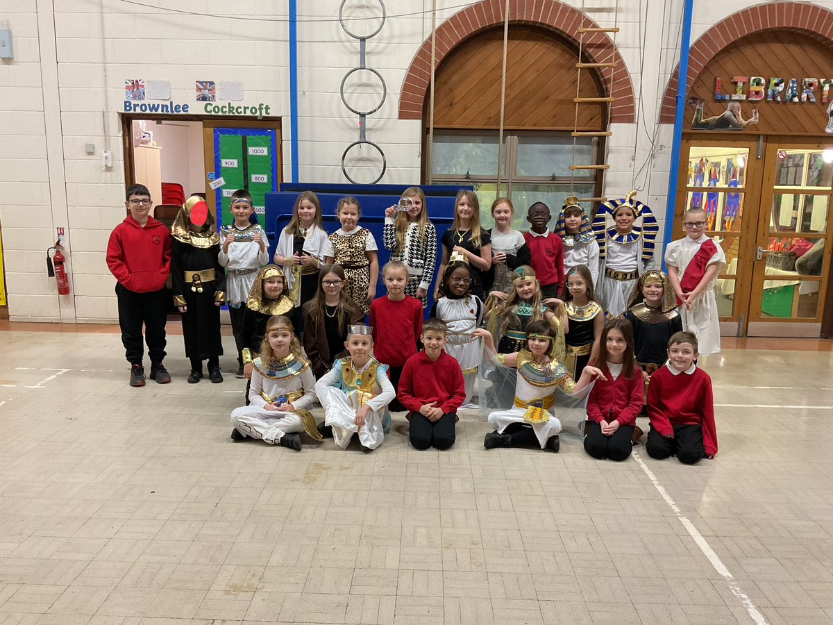 ChipperfieldYr4's tweet photo. An exciting day for our new topic Temples, Tombs and Treasures. Our little pharaohs will be baking and tasting Ancient Egyptian flatbread, making a death mask out of mod roc, writing their names on papyrus using hieroglyphics and mummifying a tomato @MissLinklater @BoothferryPS https://t.co/Vrb0Pj765S