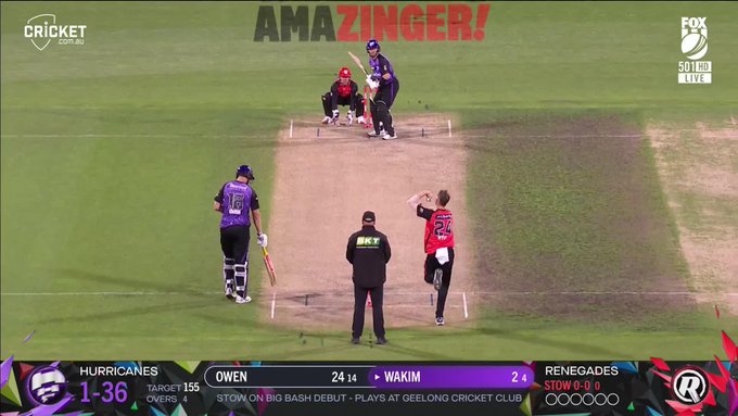 What a run out! 👀 📹 Credits: Twitter/BBL