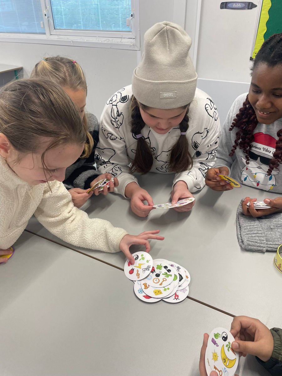 Willow class had great fun playing our new board and card games Boggle and 5 Second Rule