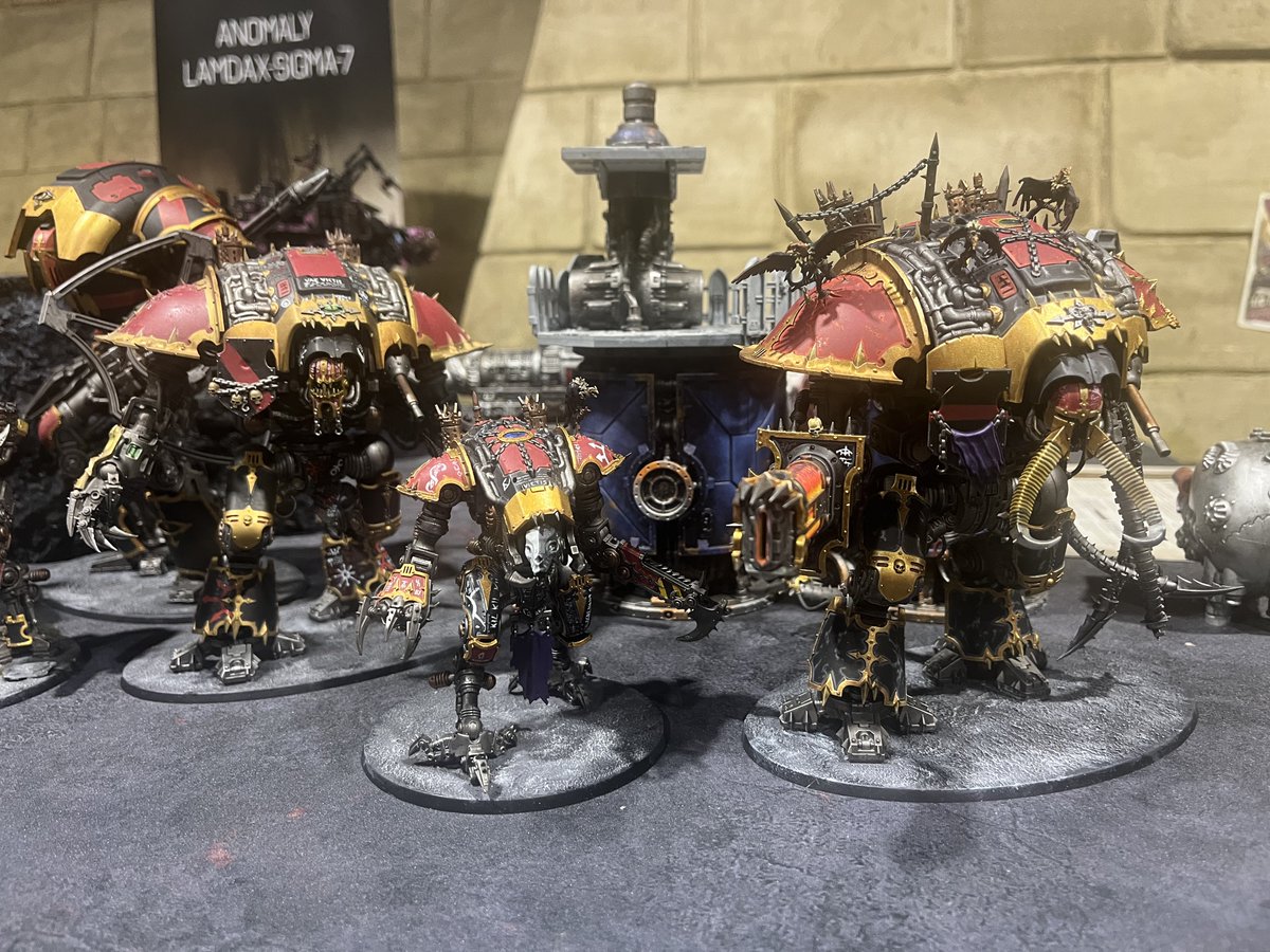 AxeyPaints's tweet photo. @warhammer Still so proud of the Chaos Knights of House Mordred, who valiantly went 5-0 at the Grand Narrative - that’s 5 losses and 0 wins! https://t.co/52486M10Qw