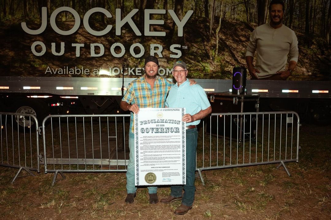 Luke T Bryan (@luke_bryan623) on Twitter photo 