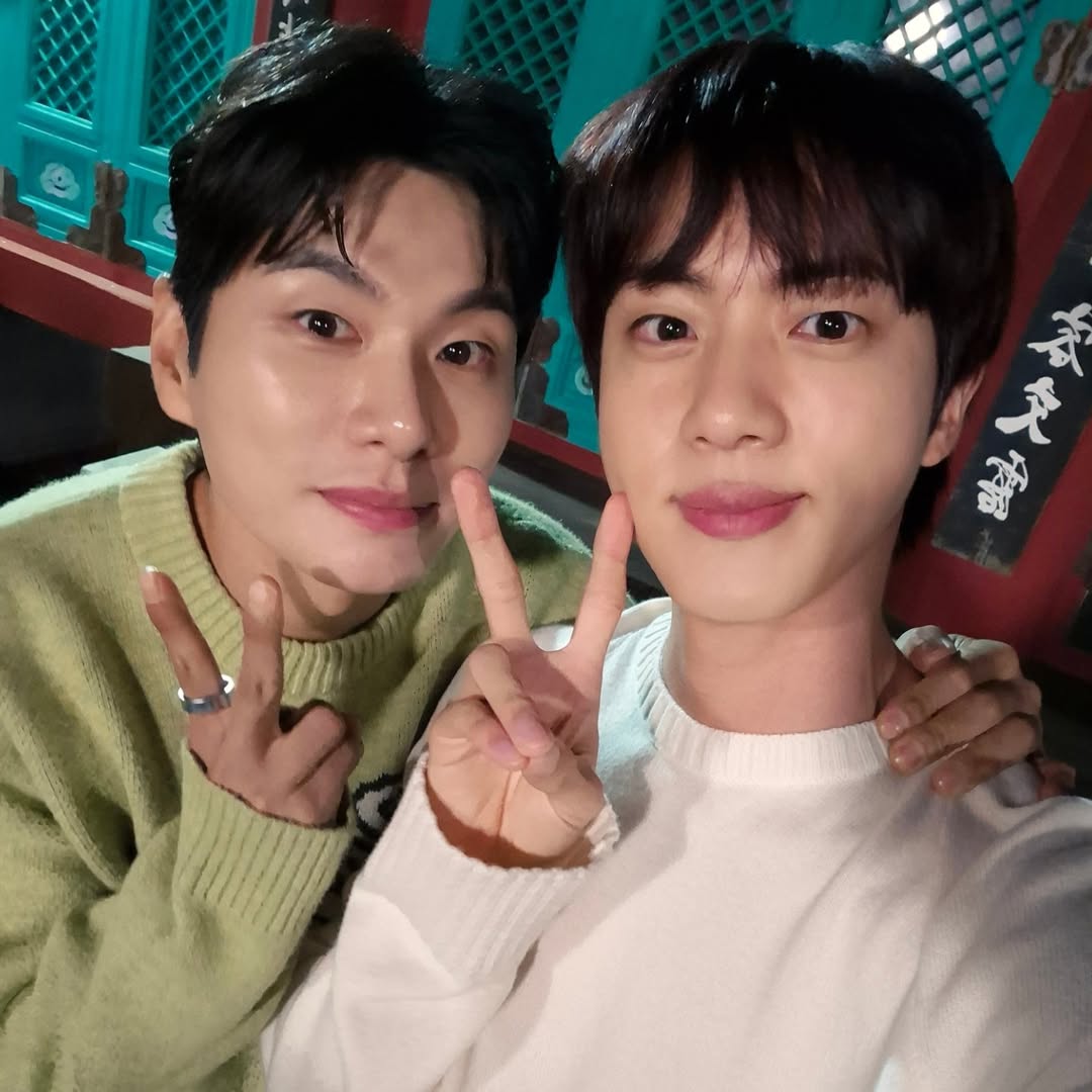 seokjin_updates's tweet image. Actor Lee Yikyung posted on his Instagram