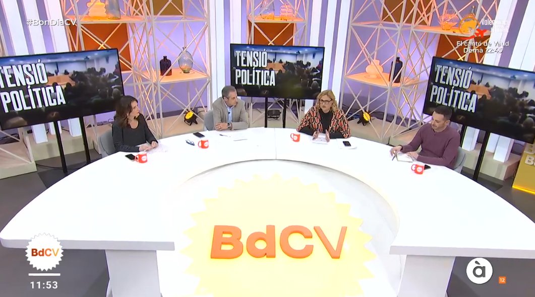 bonavespradacv's tweet photo. Ens acompanyen @JuanNietoIvars i @cris_sorio per a comentar l’última actualitat.
@apunt_media https://t.co/VPZFJQcTxg