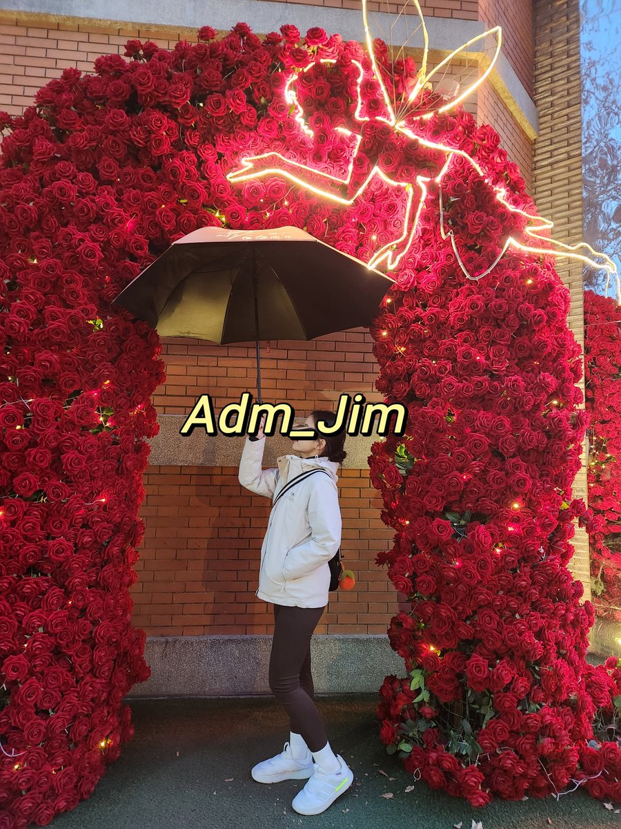 👩‍❤️‍👨