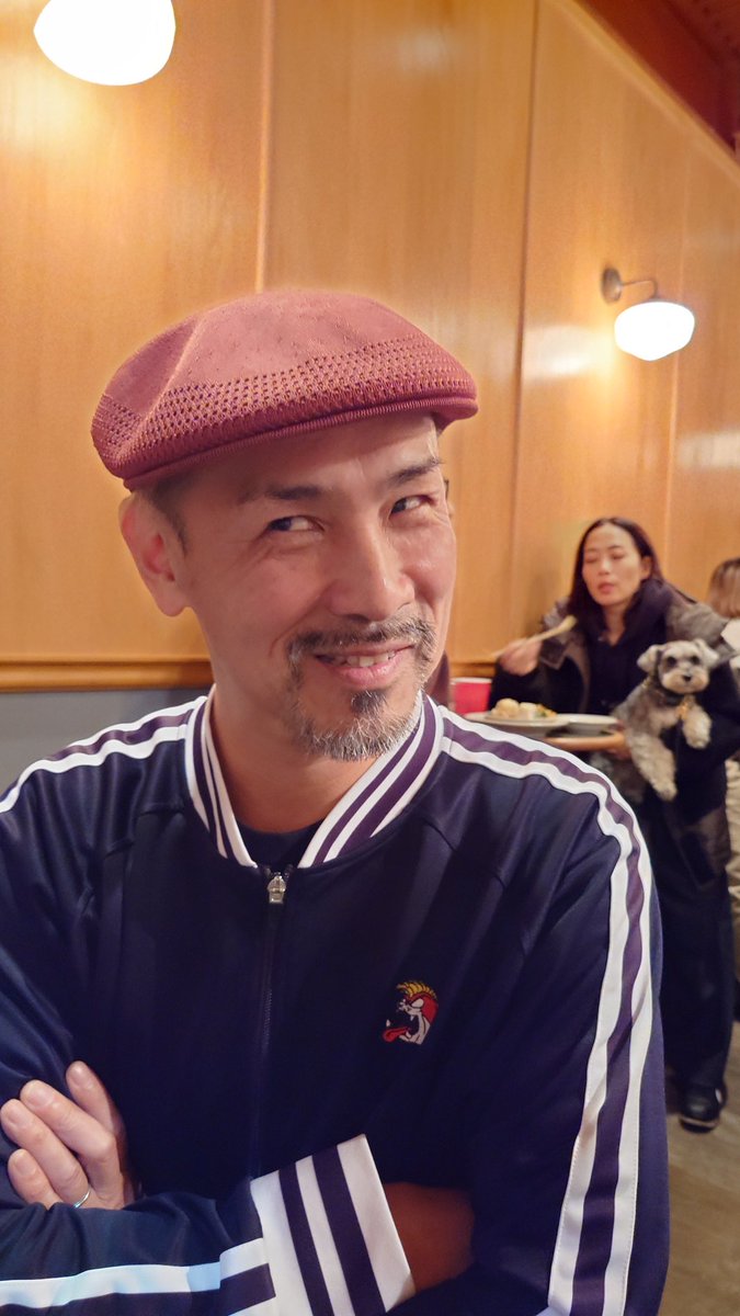 katahide158's tweet photo. そろそろ104さんと生電話じゃないの?
#渋谷のナイト
#mobstyles104 https://t.co/W8UVWC6UY2