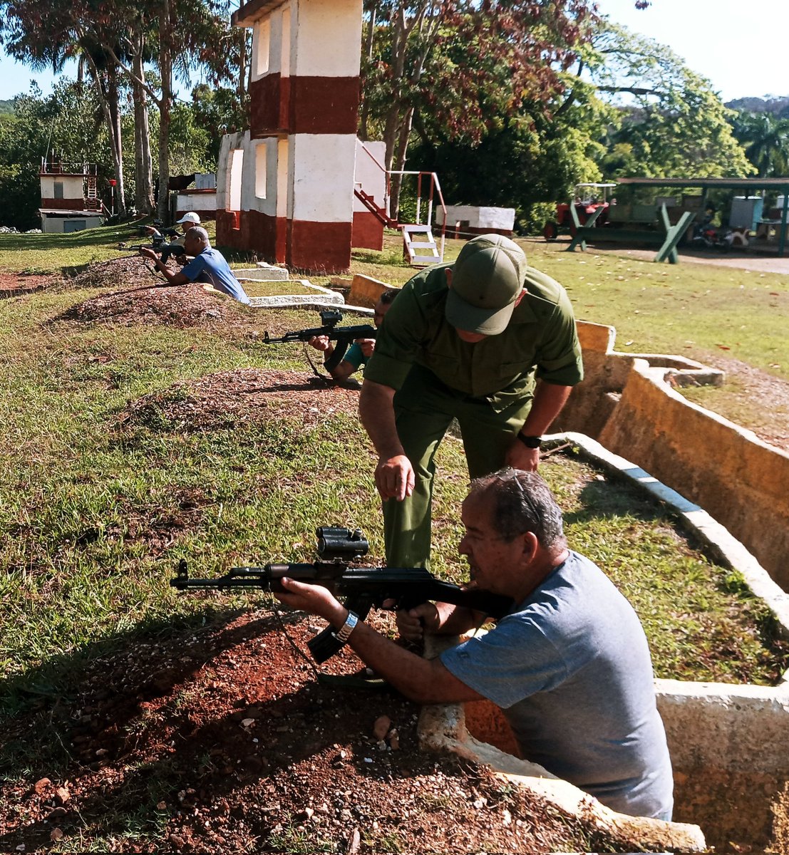 "No nos asustan nuestros enemigos (...) y si se atreven a atacarnos van a encontrar aquí un pueblo entero preparado y dispuesto a combatir (...) y a defender cada pulgada de nuestra tierra".
#Cuba