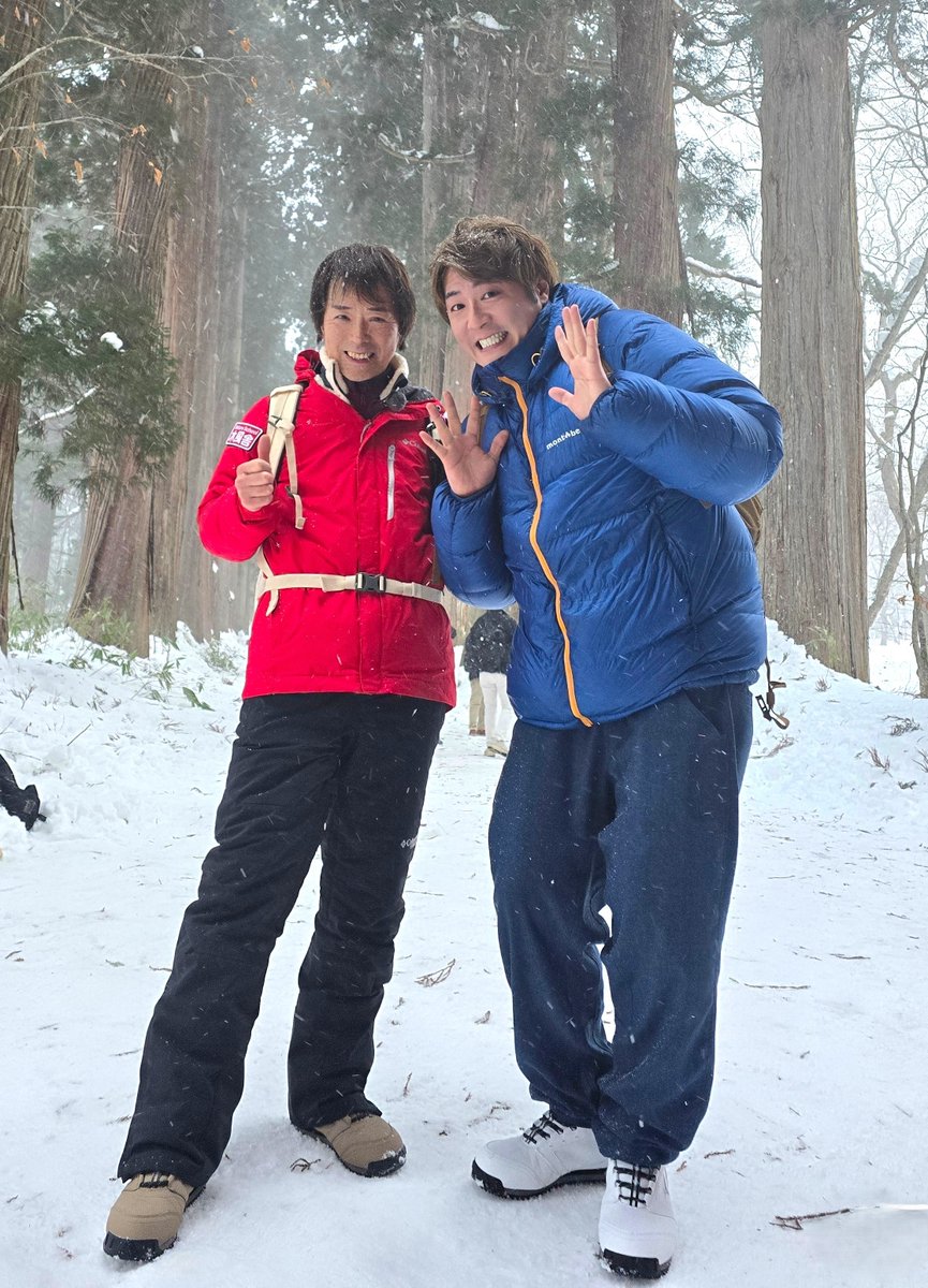 mokufusha's tweet photo. 橋谷晃・出演番組のお知らせです 1/15(水) テレビ東京「なないろ日和！」 朝9:58～ BSテレ東でも同時放送 今回は、「開運 雪の戸隠五社めぐり」を、藤原倫己さんとお届けします。 お楽しみに！ #戸隠五社めぐり #雪の戸隠 #戸隠竹細工 #井上竹細工店 #うずら家 #ゾゼール酒場 #藤原倫己 さん https://t.co/wLTwcgeHwE