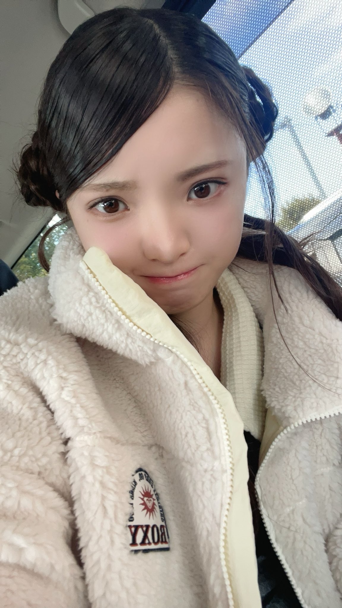 仲村星虹　盗撮  / X