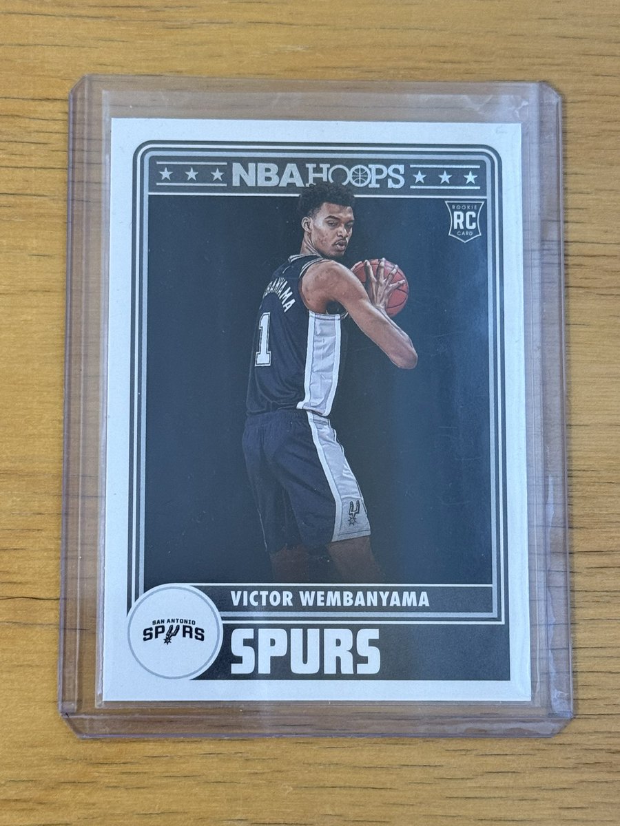 LukeTheDuke4009's tweet photo. Check out 2023-24 #NBAHoops #MT #THFpro #VictorWembanyama #RC #Hoops #Tribute #298 #OnlyCard #SanAntonioSpurs #Card https://t.co/NMH4GAEbqJ #eBay via @eBay https://t.co/avBkUh5pdc