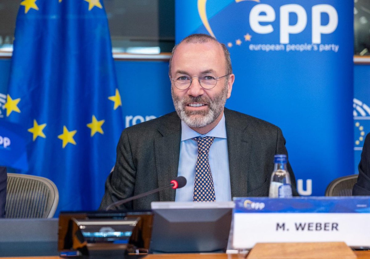 ManfredWeber's tweet photo. Unity and good talks during our @EPP #PoliticalAssembly.
Shielding democracy & enhancing electoral resilience require action against cyber threats. Entering a new generational hybrid warfare needs a new defence to fight against misinformation & disinformation at a higher level. https://t.co/WLJbXpyh8q