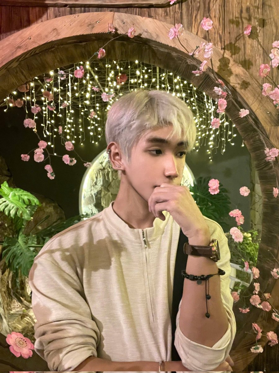 小皇好困 (@xlinzi03) on Twitter photo 