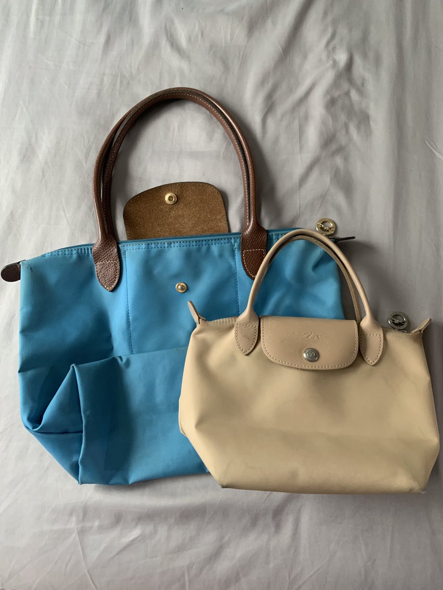 ส่งต่อ ใบละ 500 ราคานี้รวมส่งค่ะ
ใบฟ้า ไซส์ S หูยาว
ใบครีม Xs ค่ะ

#ส่งต่อlongchamp
