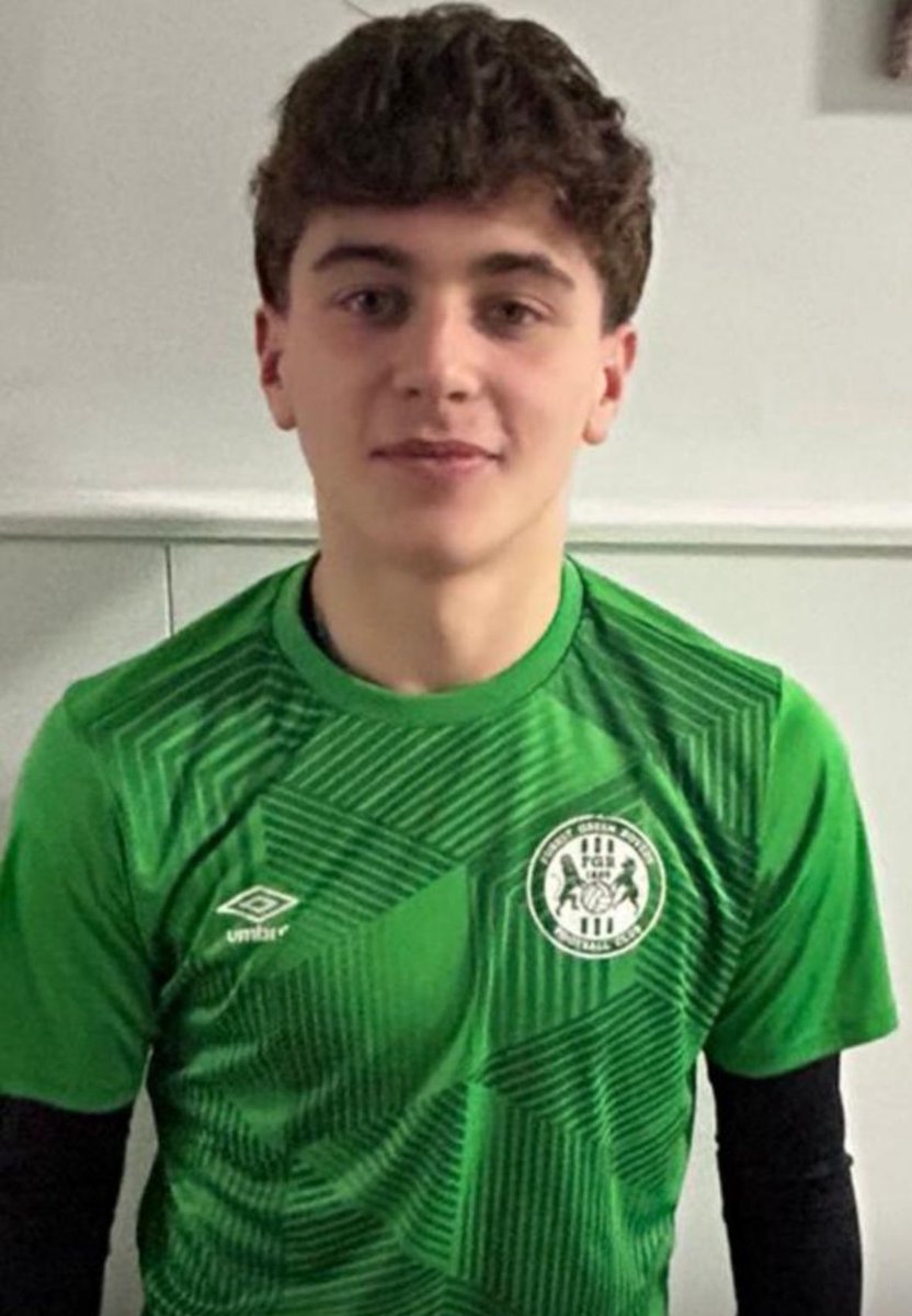 glosepc's tweet photo. Congrats Gennaro on gaining a 2 year scholarship with FGR. #GlosEPC https://t.co/pPFdpWyIQX