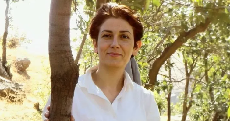 IranwireEspanol's tweet photo. Activistas piden la suspensión de la pena de muerte de Pakhshan Azizi

https://t.co/iGsaR8TaFO

#derechoshumanos #PakhshanAzizi https://t.co/10hijCmE3e