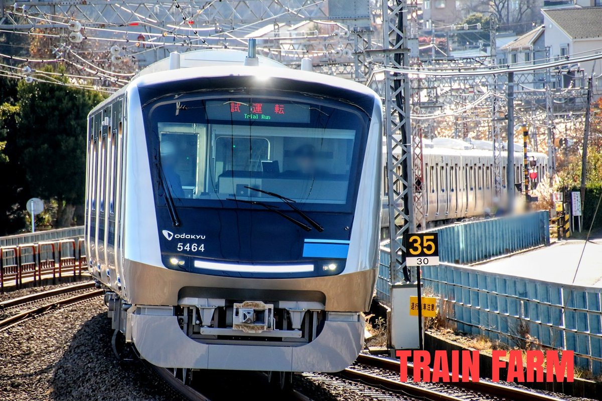 TrainFarm's tweet photo. 5064×10試運転
もころんが号と並ぶ姿が見られました。 https://t.co/g0qTAOuZly