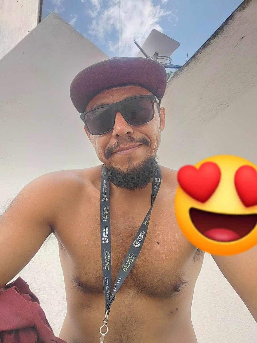DgoEngano1807's tweet photo. #chacal
#dgo
#engaño
#hetero
#HeteroEngañado
#leche 
Rt y mg para más https://t.co/C4DZvuZfgC