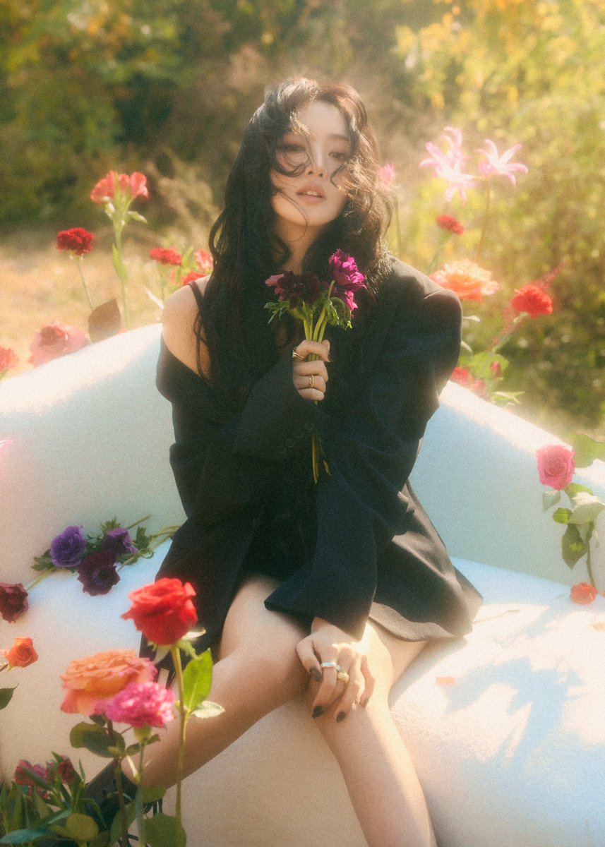 i-dle (아이들) tweet media